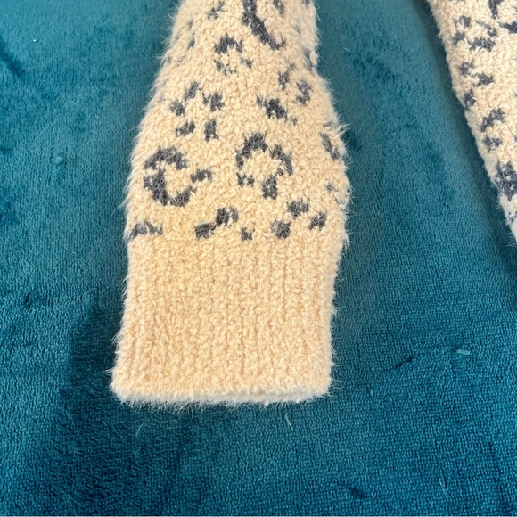 Cat & Jack Tan and Black Leopard Cardigan - Picture 6 of 10